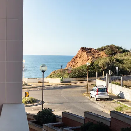 Bay View T1 - By Smarthomes Apartman *