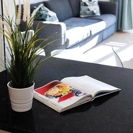 Bay View T1 - By Smarthomes Apartman