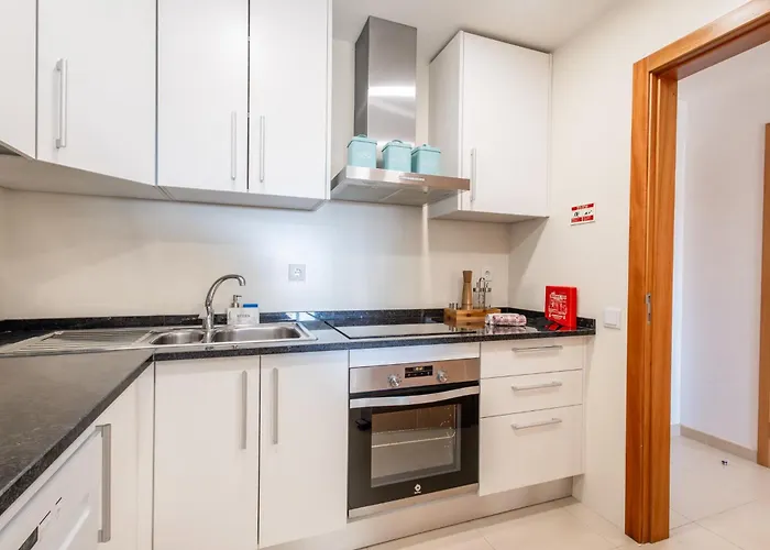 Bay View T1 - By Smarthomes Apartment *