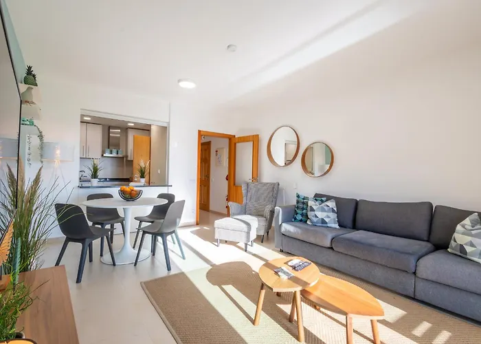 Bay View T1 - By Smarthomes Apartment *